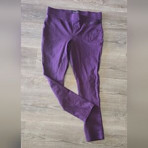 DKNY Purple pull on pants thin leg/ tapered suze large